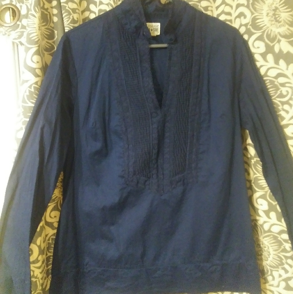 Beautiful Converse navy blue shirt⭐